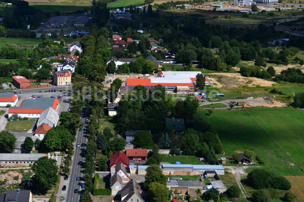 Werneuchen aus der Vogelperspektive: Neubau des Nahversorgungszentrum an der B 158 in Werneuchen im Bundesland Brandenburg