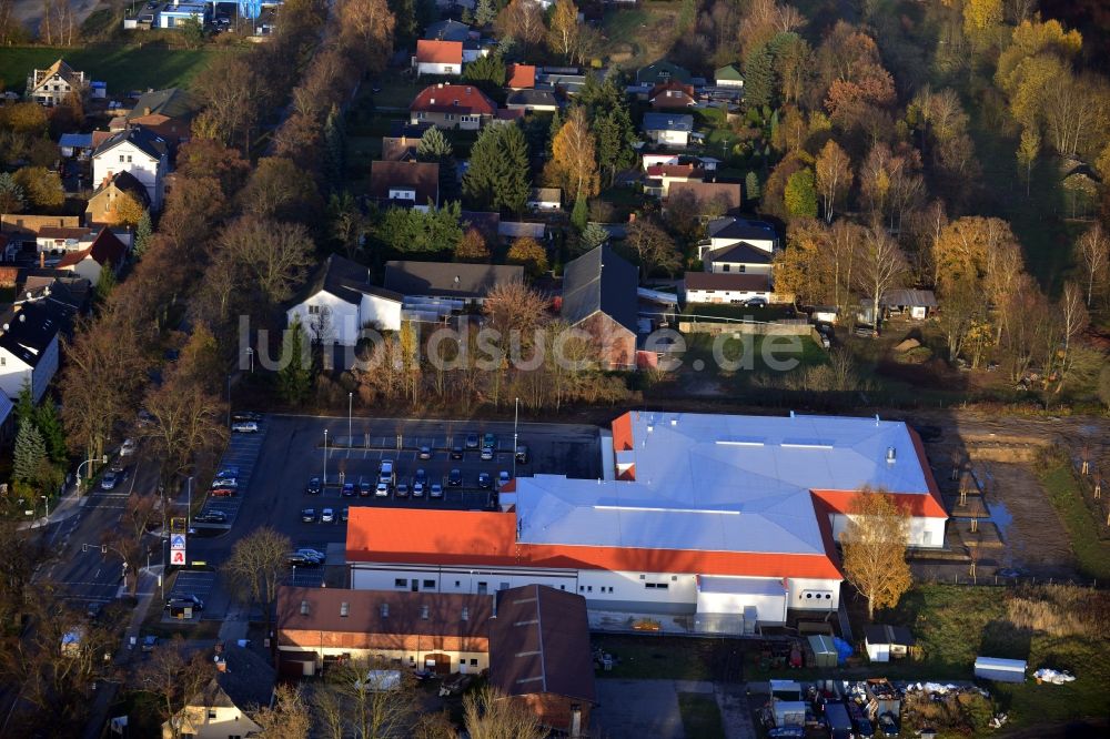 Werneuchen von oben - Neubau des Nahversorgungszentrum an der B 158 in Werneuchen im Bundesland Brandenburg