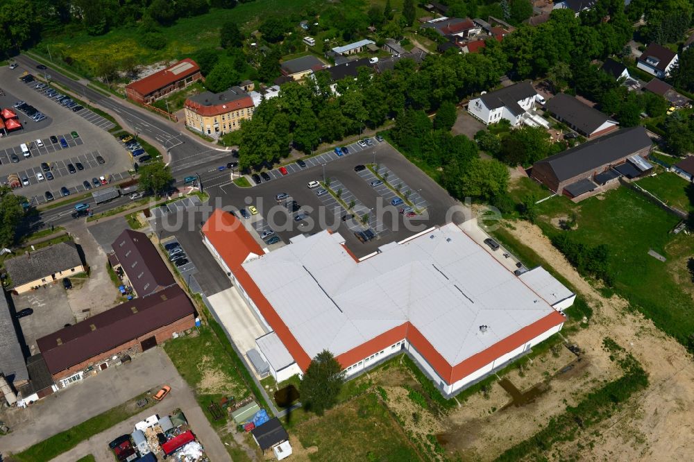 Luftbild Werneuchen - Neubau des Nahversorgungszentrum an der B 158 in Werneuchen im Bundesland Brandenburg