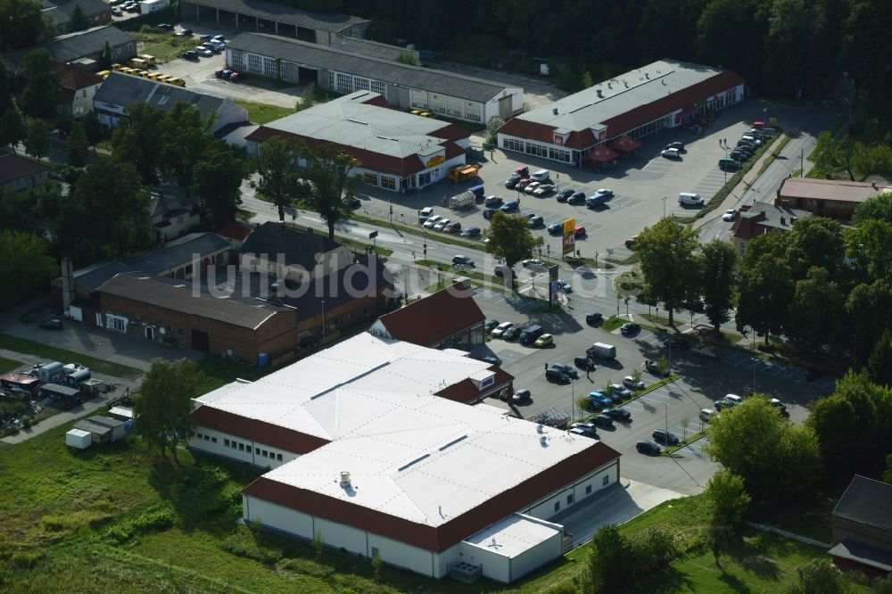 Luftbild Werneuchen - Neubau des Nahversorgungszentrum an der B 158 in Werneuchen im Bundesland Brandenburg