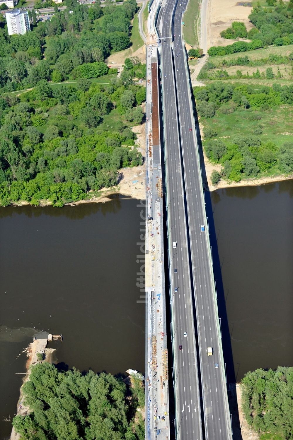 Luftbild Warschau - Neubau Nordbrücke über die Weichsel Warschau Warschau / Warszawa in Polen