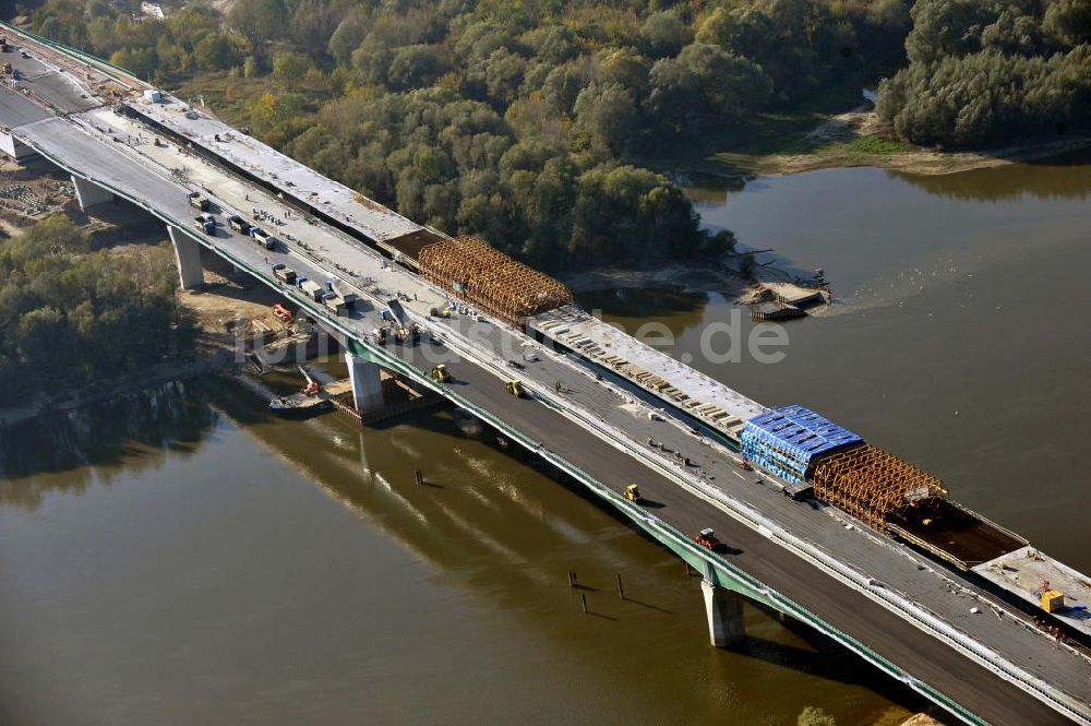 Luftbild Warschau / Warszawa / Warsaw - Neubau Nordbrücke Warschau über die Weichsel