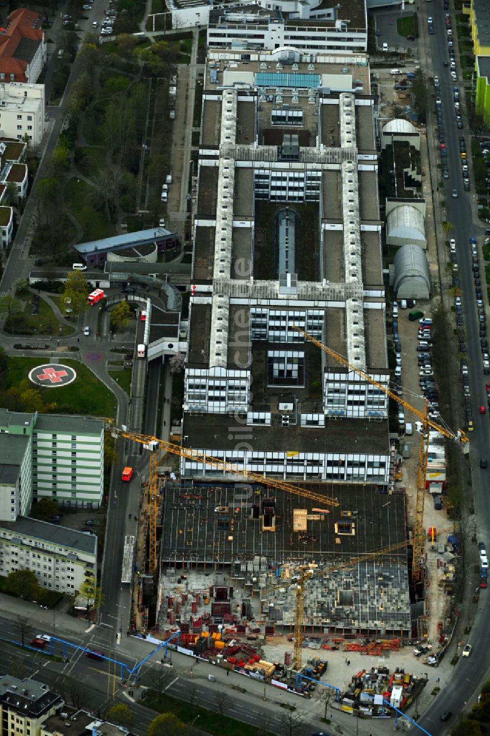 Berlin von oben - Neubau Nordkopf auf dem Klinikgelände des Krankenhauses Vivantes Klinikum Neukölln in Berlin, Deutschland