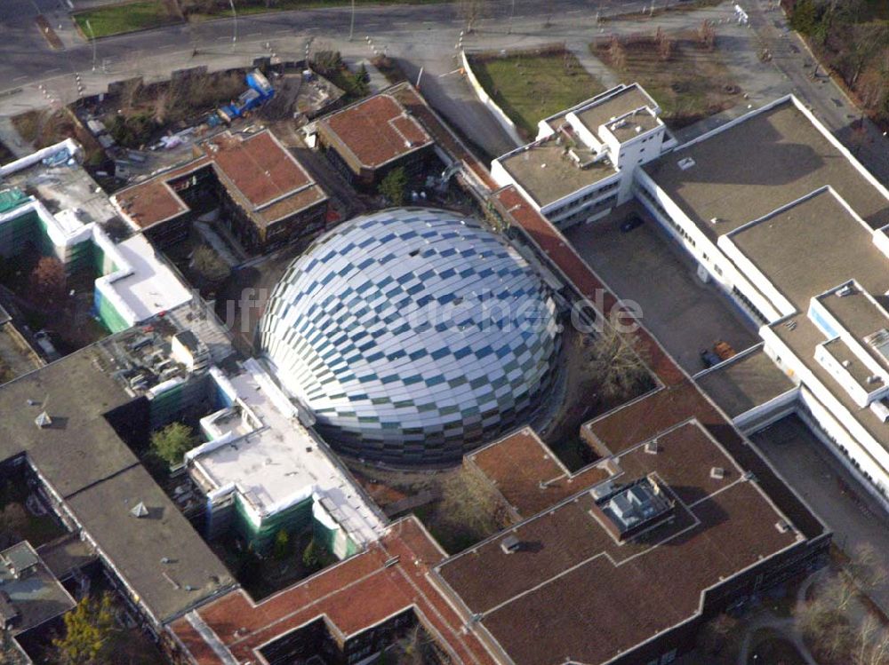 Berlin - Dahlem aus der Vogelperspektive: Neubau der Philologische Bibliothek derFU Berlin Dahlem