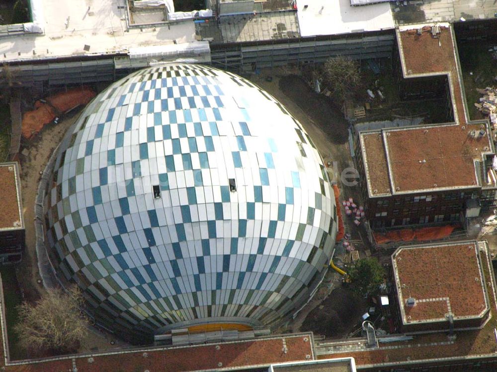 Berlin - Dahlem aus der Vogelperspektive: Neubau der Philologische Bibliothek derFU Berlin Dahlem