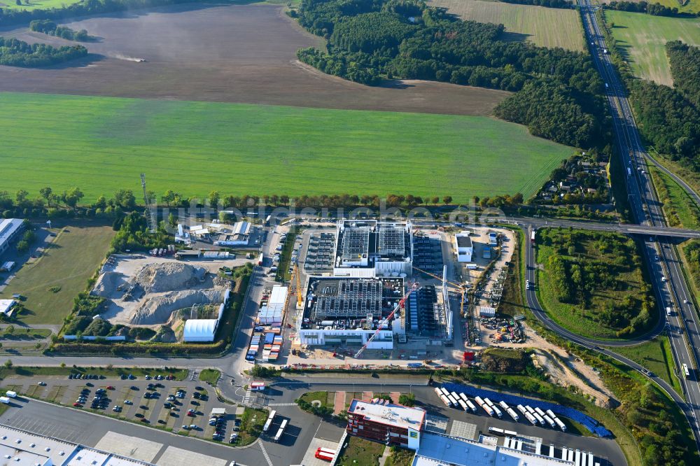 Mittenwalde von oben - Neubau des Rechenzentrums in Mittenwalde im Bundesland Brandenburg, Deutschland