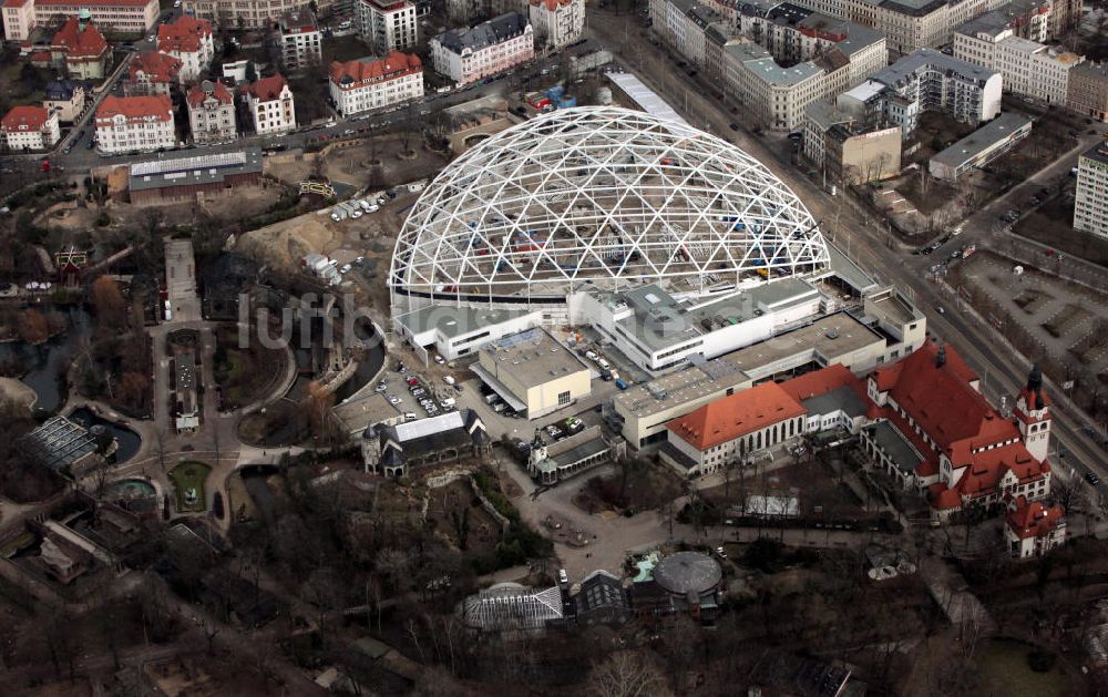 Leipzig von oben - Neubau der Riesentropenhalle ? Gondwanaland ? im Zoo Leipzig