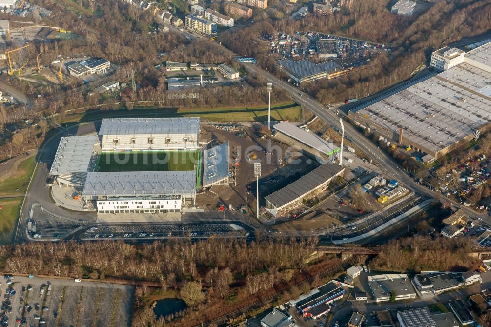 Essen von oben - Neubau des RWE - Stadions / Fussballstadions in der Hafenstraße in Essen im Bundesland Nordrhein-Westfalen NRW