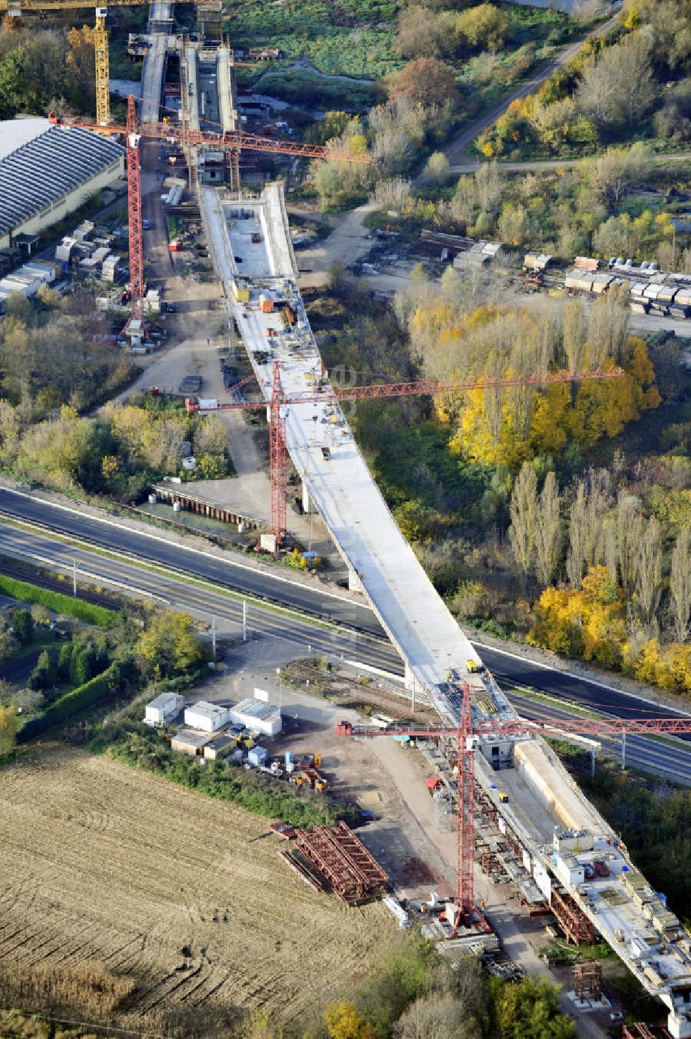 Rattmannsdorf aus der Vogelperspektive: Neubau Saale-Elster-Talbrücke in Sachsen Anhalt