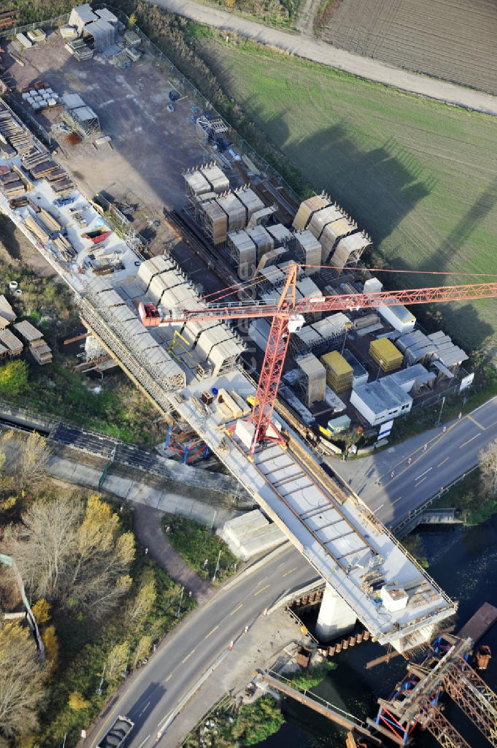 Rattmannsdorf aus der Vogelperspektive: Neubau Saale-Elster-Talbrücke in Sachsen Anhalt