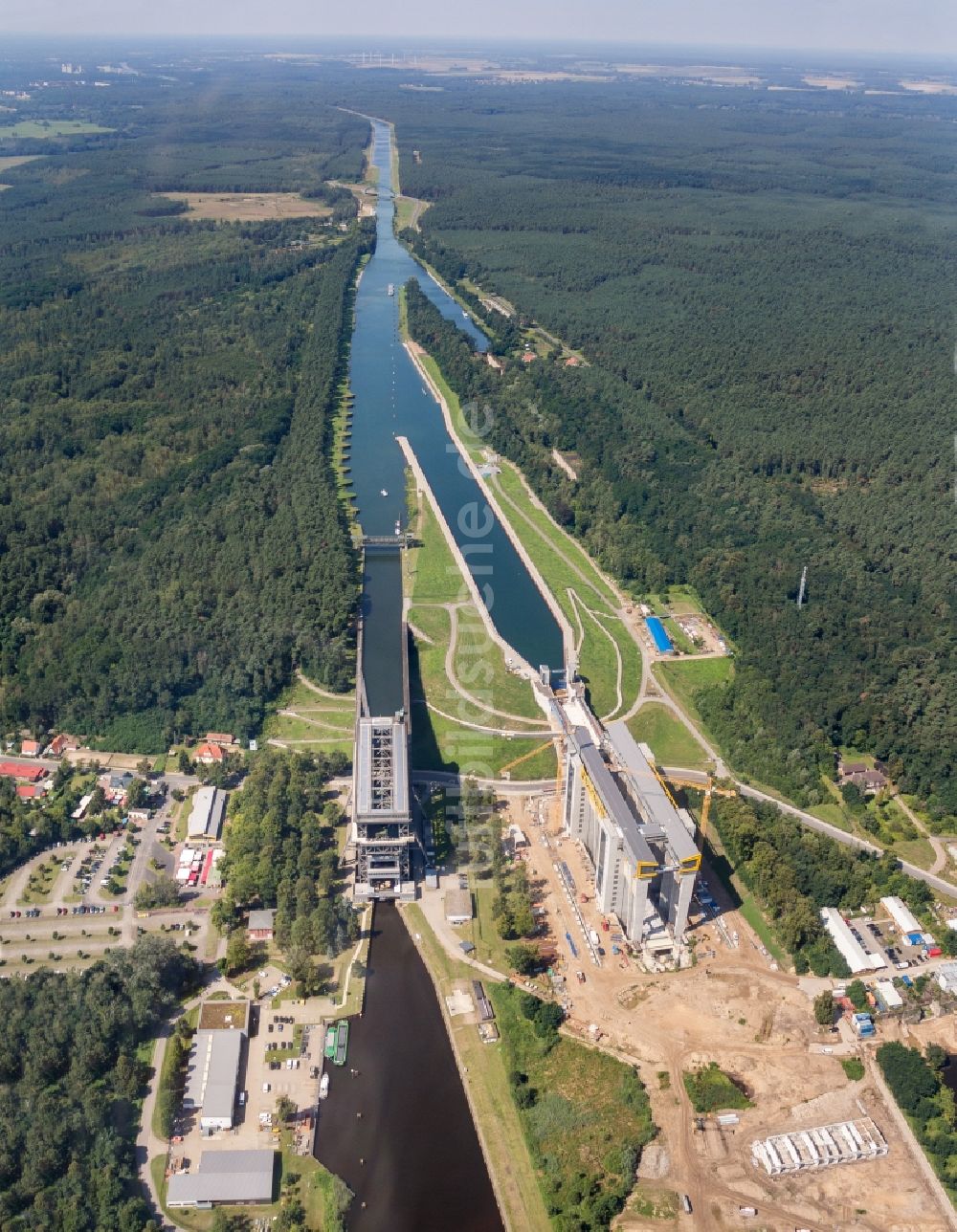 Niederfinow von oben - Neubau des Schiffshebewerk Niederfinow am Finowkanal im Bundesland Brandenburg