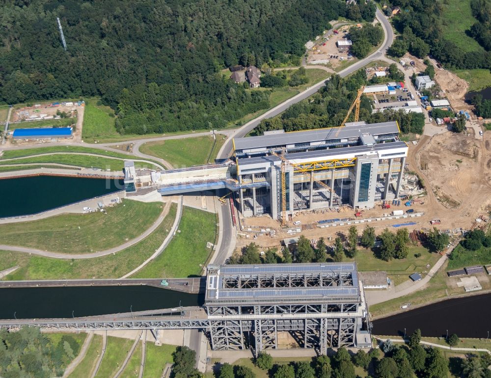 Luftaufnahme Niederfinow - Neubau des Schiffshebewerk Niederfinow am Finowkanal im Bundesland Brandenburg