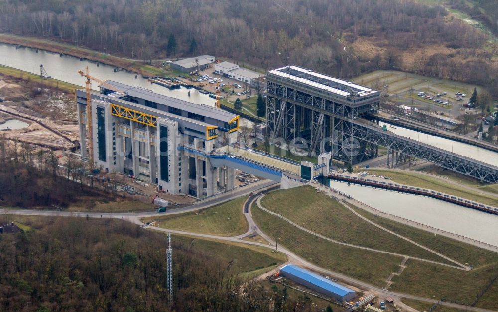 Niederfinow aus der Vogelperspektive: Neubau des Schiffshebewerk Niederfinow am Finowkanal im Bundesland Brandenburg