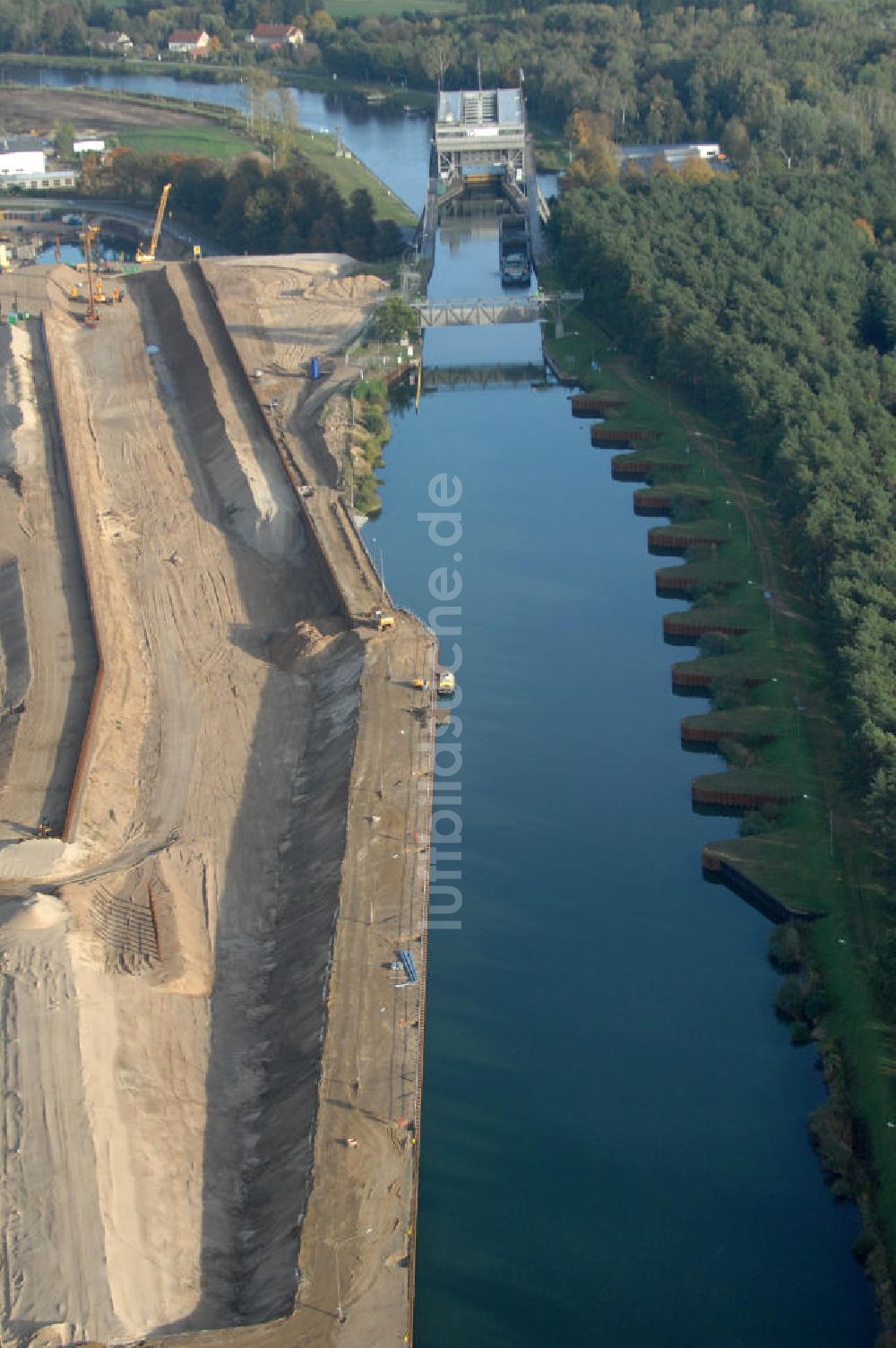 Luftbild Niederfinow - Neubau des Schiffshebewerkes Niederfinow Nord