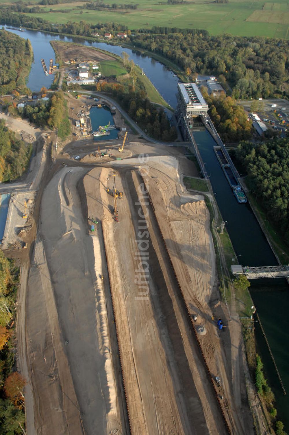 Luftaufnahme Niederfinow - Neubau des Schiffshebewerkes Niederfinow Nord