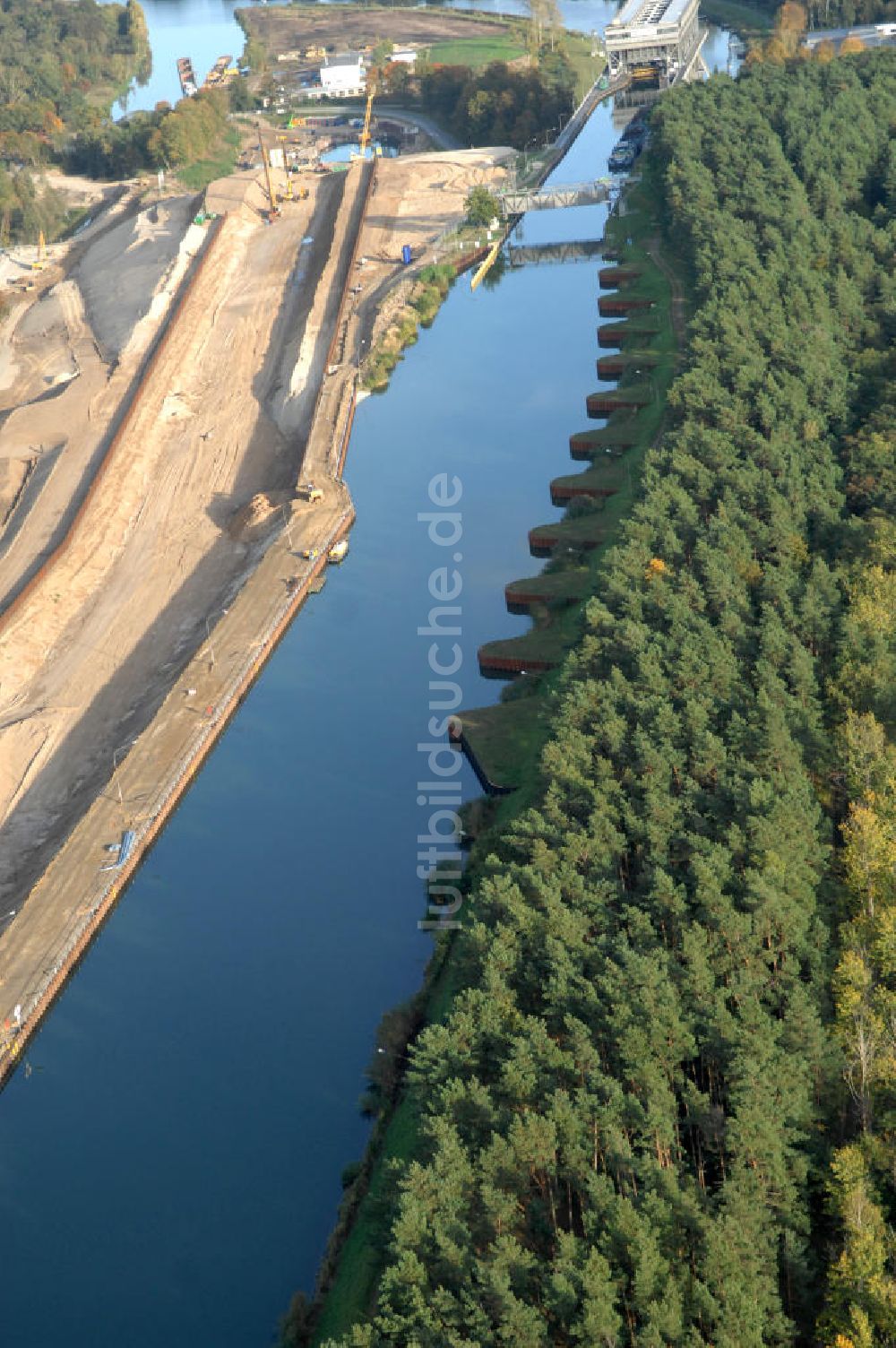 Luftaufnahme Niederfinow - Neubau des Schiffshebewerkes Niederfinow Nord