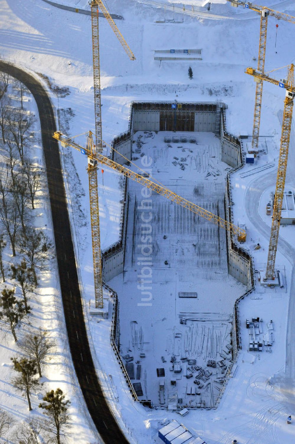 Luftaufnahme Niederfinow - Neubau des Schiffshebewerkes Niederfinow Nord