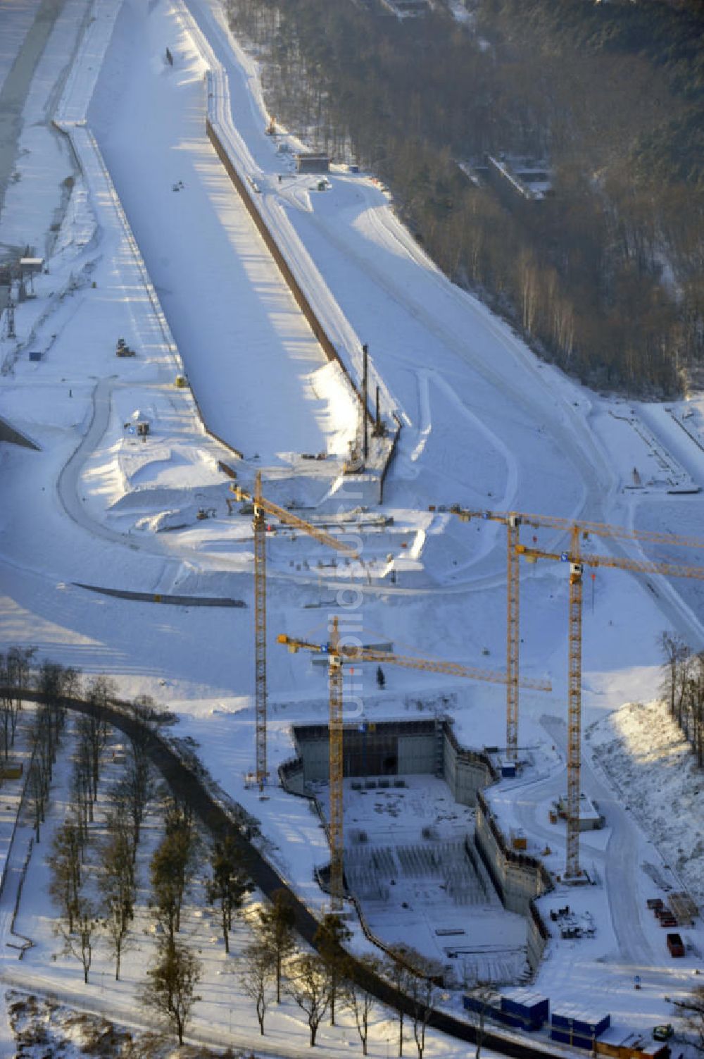 Luftbild Niederfinow - Neubau des Schiffshebewerkes Niederfinow Nord