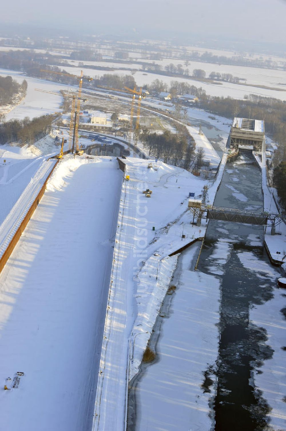 Luftaufnahme Niederfinow - Neubau des Schiffshebewerkes Niederfinow Nord