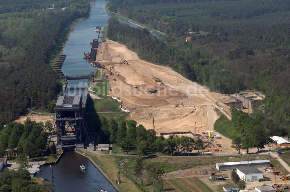 Luftbild NIEDERFINOW - Neubau des Schiffshebewerkes Niederfinow Nord