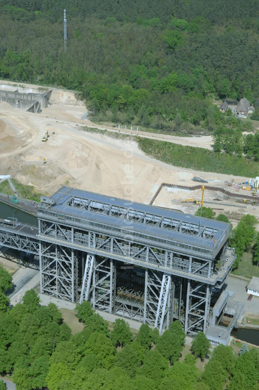 NIEDERFINOW von oben - Neubau des Schiffshebewerkes Niederfinow Nord