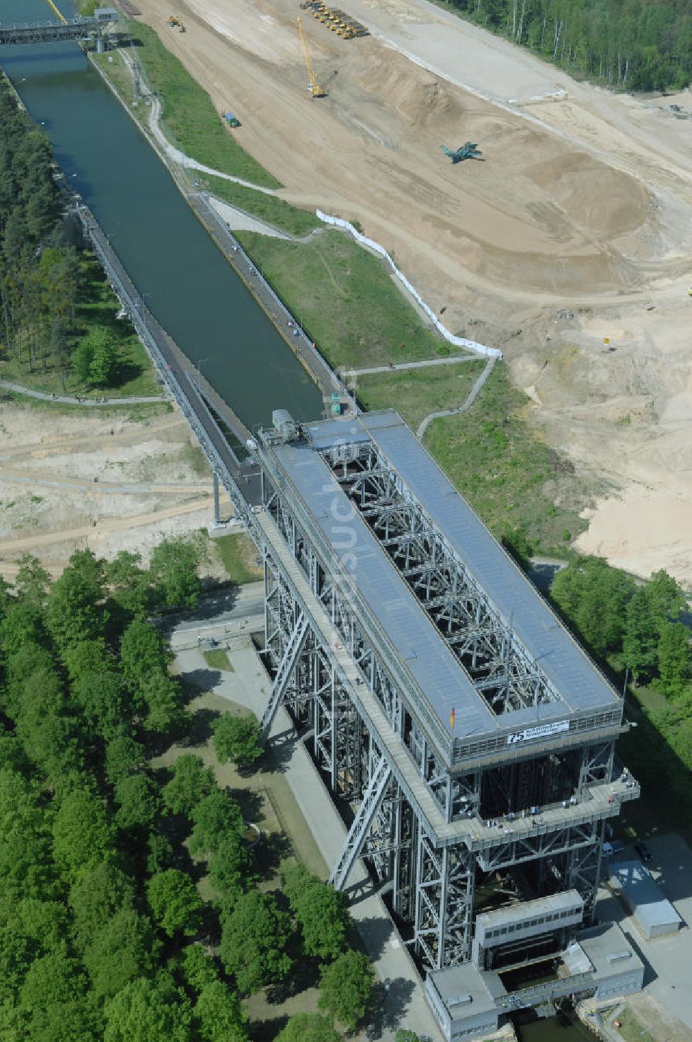 Luftbild NIEDERFINOW - Neubau des Schiffshebewerkes Niederfinow Nord