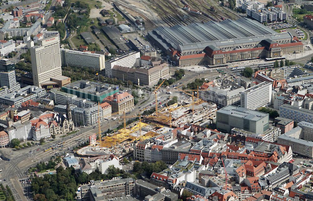 Leipzig aus der Vogelperspektive: Neubau des Shoppingcenters Höfe am Brühl am Richard-Wagner-Platz in Leipzig