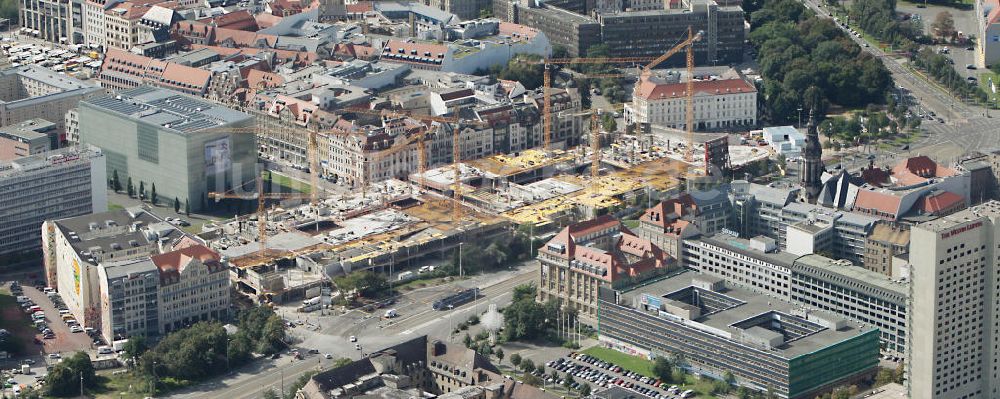 Leipzig aus der Vogelperspektive: Neubau des Shoppingcenters Höfe am Brühl am Richard-Wagner-Platz in Leipzig