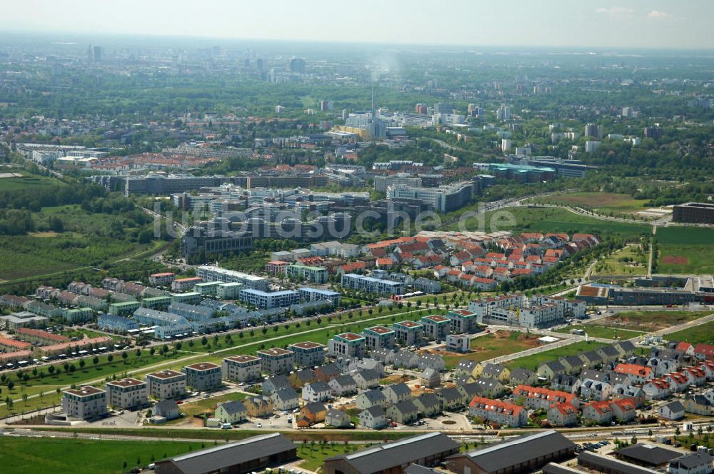 Luftbild Frankfurt am Main - Neubau-Siedlung Riedberg in Frankfurt am Main in Hessen