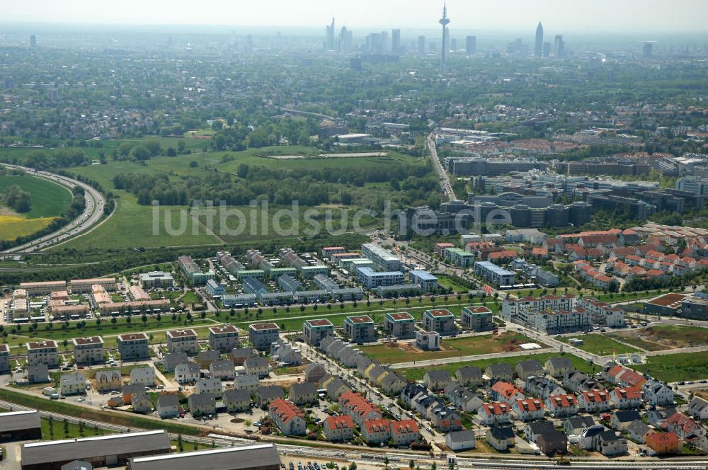 Luftaufnahme Frankfurt am Main - Neubau-Siedlung Riedberg in Frankfurt am Main in Hessen