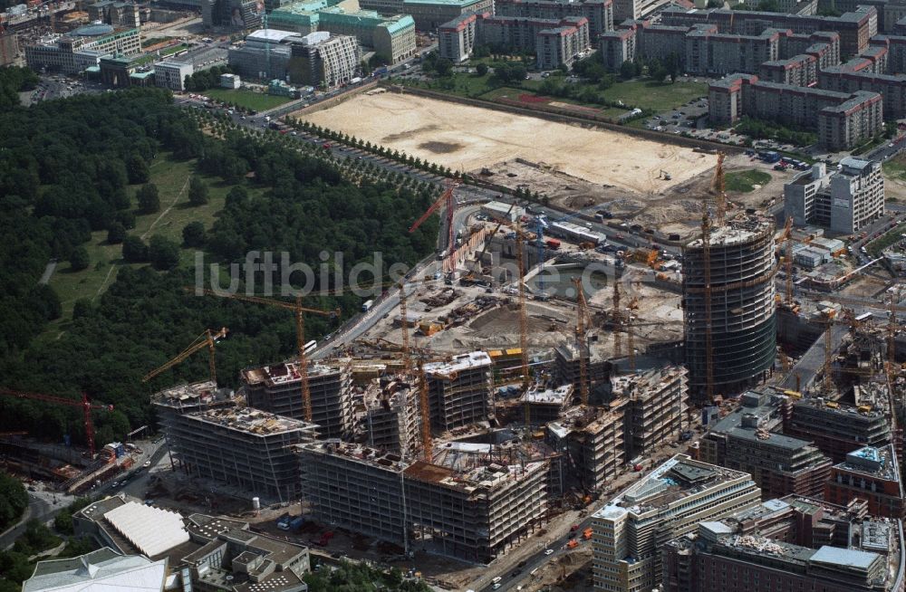 Berlin aus der Vogelperspektive: Neubau des Sony - Center am Potsdamer Platz in Berlin-Mitte