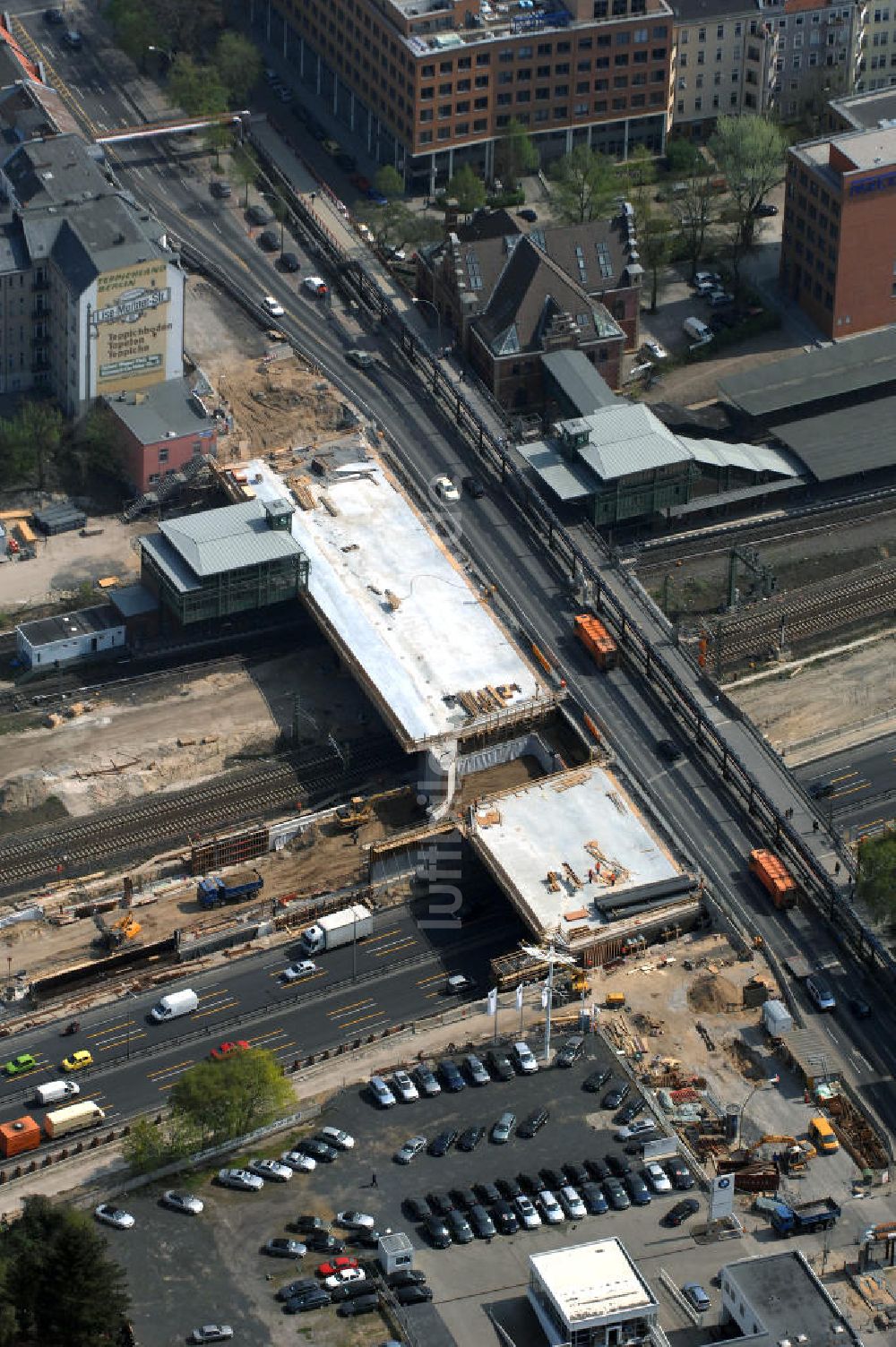 Luftaufnahme Berlin - Neubau der Spandauer Damm Brücke in Berlin-Charlottenburg