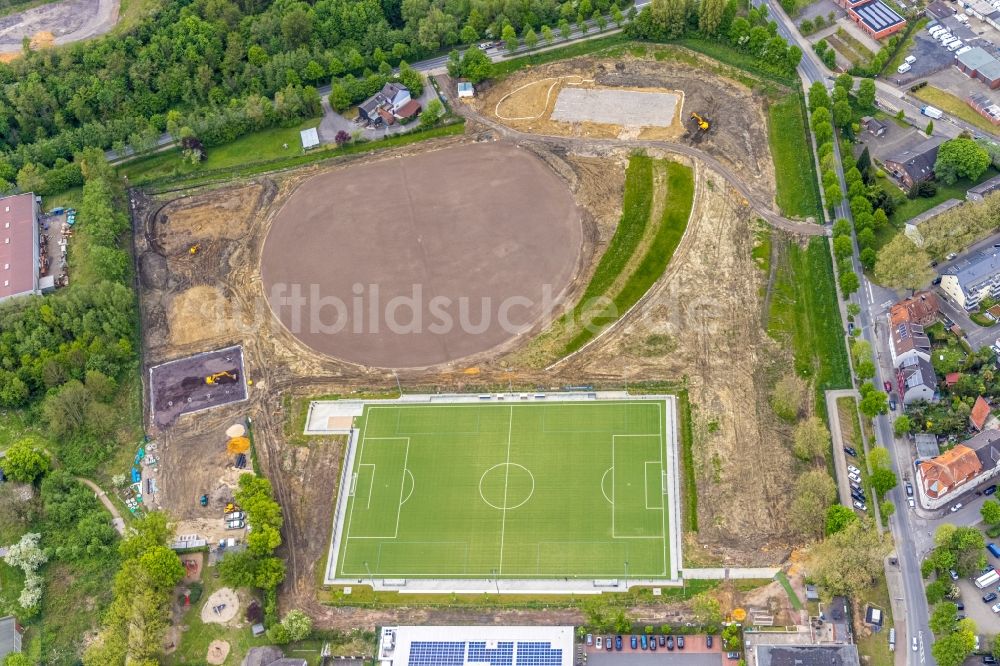 Luftaufnahme Gladbeck - Neubau der Sportplatzanlagen des Sportpark Mottbruch zwischen Roßheidestraße - Brüsseler Straße - Welheimer Straße in Gladbeck im Bundesland Nordrhein-Westfalen, Deutschland