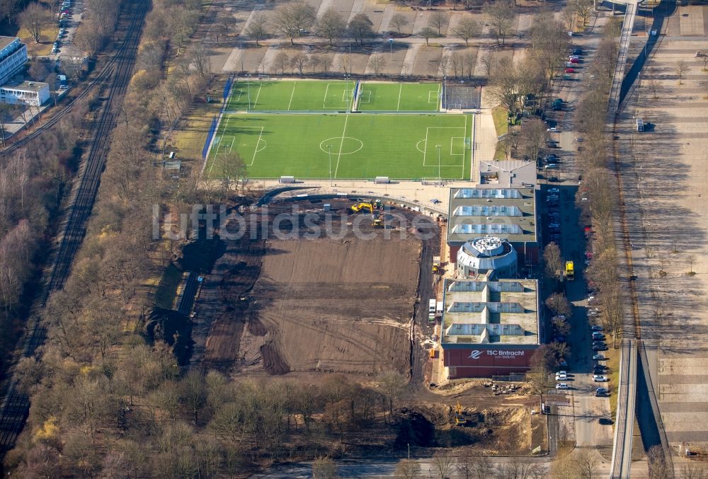 Dortmund aus der Vogelperspektive: Neubau der Sportplatzanlagen des TSC Eintracht Dortmund in Dortmund im Bundesland Nordrhein-Westfalen, Deutschland