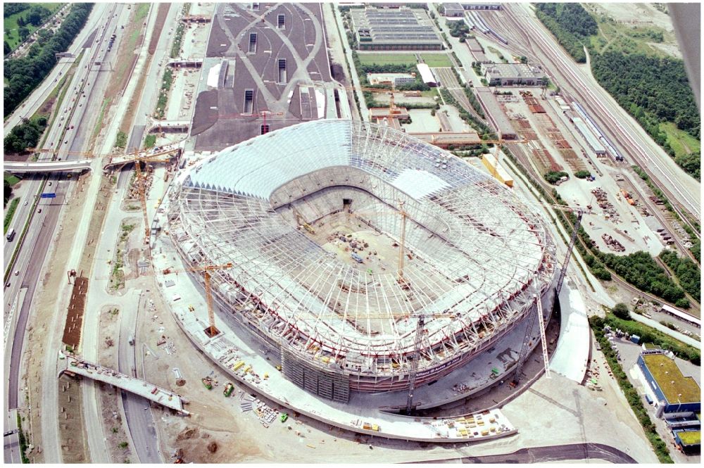 München aus der Vogelperspektive: Neubau des Stadion Allianz Arena in München im Bundesland Bayern, Deutschland