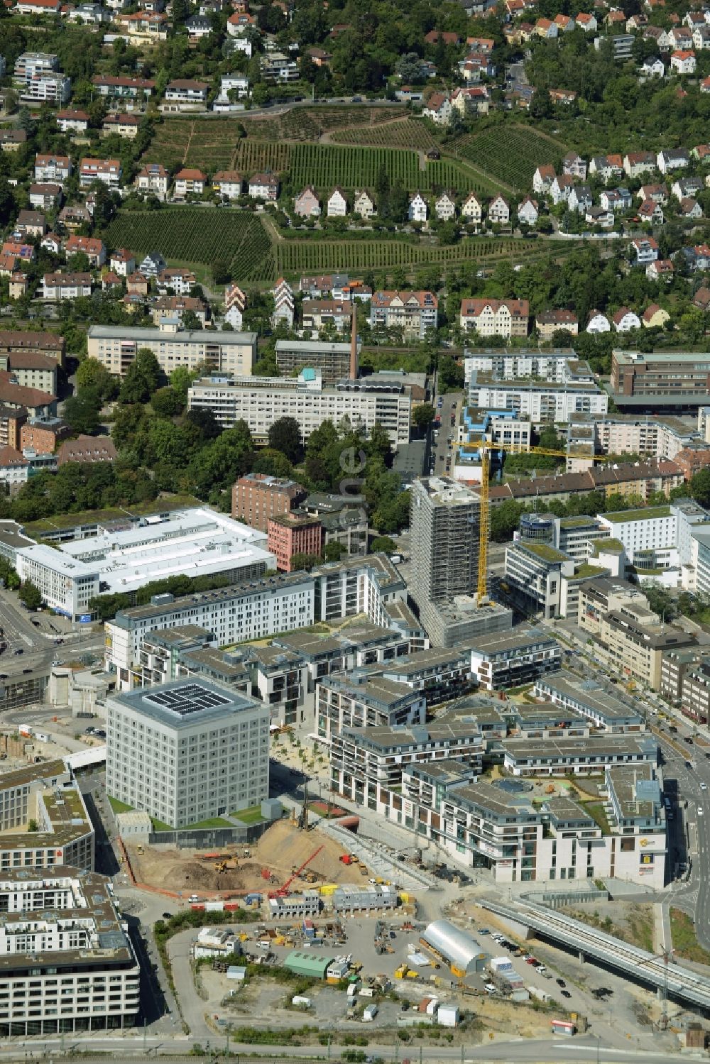 Luftaufnahme Stuttgart - Neubau des Stadtteilzentrums und Einkaufszentrum Milaneo im Europaviertel der Landeshauptstadt Stuttgart im Bundesland Baden-Württemberg BW