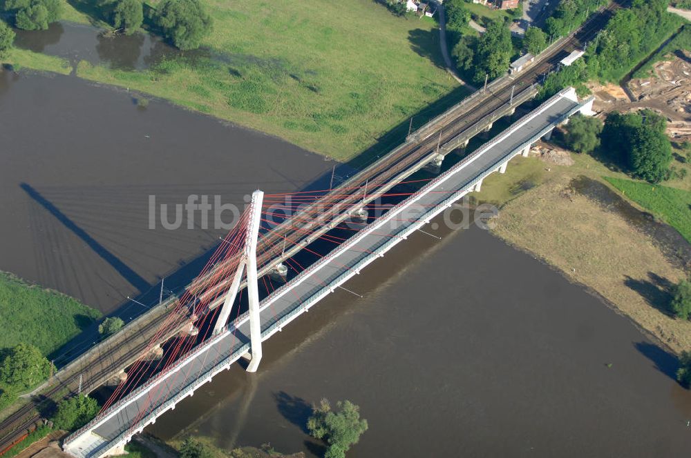 Luftbild NIEDERWARTHA - Neubau der Straßenbrücke Niederwartha über die Elbe