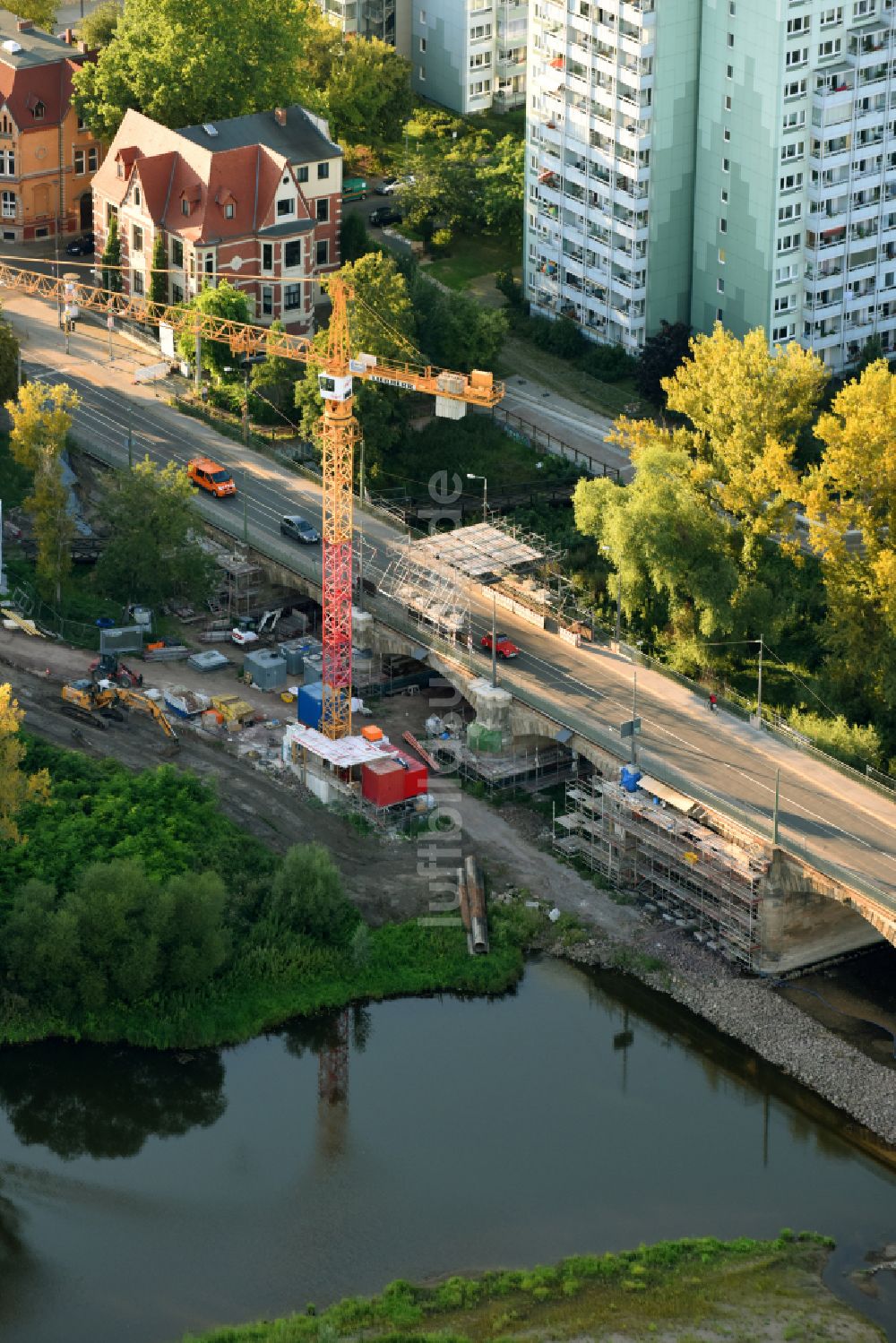 Luftbild Magdeburg - Neubau der Straßenbrücken- Trasse Ersatzneubau Strombrückenzug in Magdeburg im Bundesland Sachsen-Anhalt, Deutschland