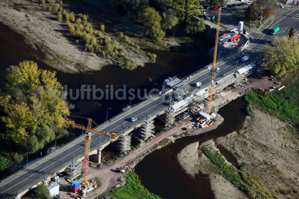 Magdeburg von oben - Neubau der Straßenbrücken- Trasse Ersatzneubau Strombrückenzug in Magdeburg im Bundesland Sachsen-Anhalt, Deutschland