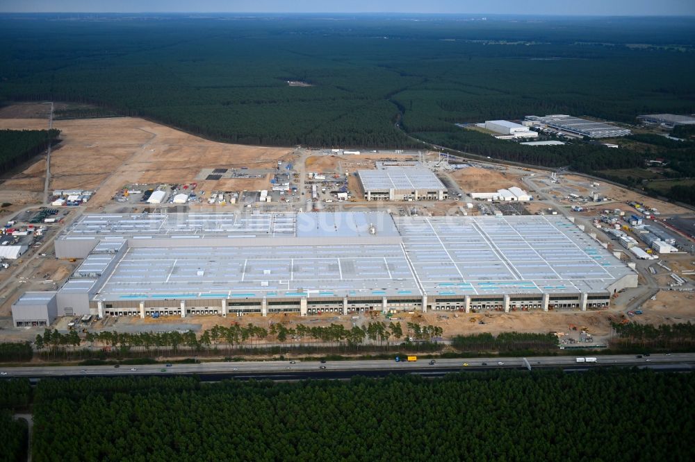 Luftbild Grünheide (Mark) - Neubau der Tesla Gigafactory 4 im Ortsteil Freienbrink in Grünheide (Mark) im Bundesland Brandenburg, Deutschland