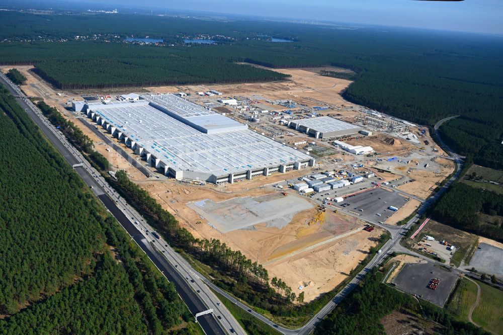 Luftbild Grünheide (Mark) - Neubau der Tesla Gigafactory 4 im Ortsteil Freienbrink in Grünheide (Mark) im Bundesland Brandenburg, Deutschland