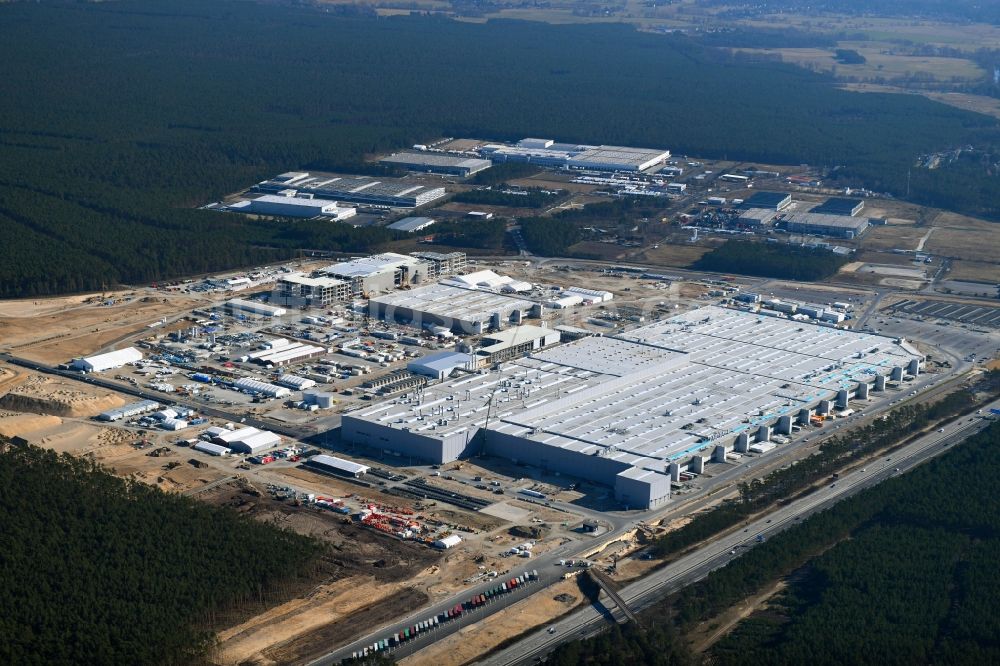 Luftbild Grünheide (Mark) - Neubau der Tesla Gigafactory 4 im Ortsteil Freienbrink in Grünheide (Mark) im Bundesland Brandenburg, Deutschland