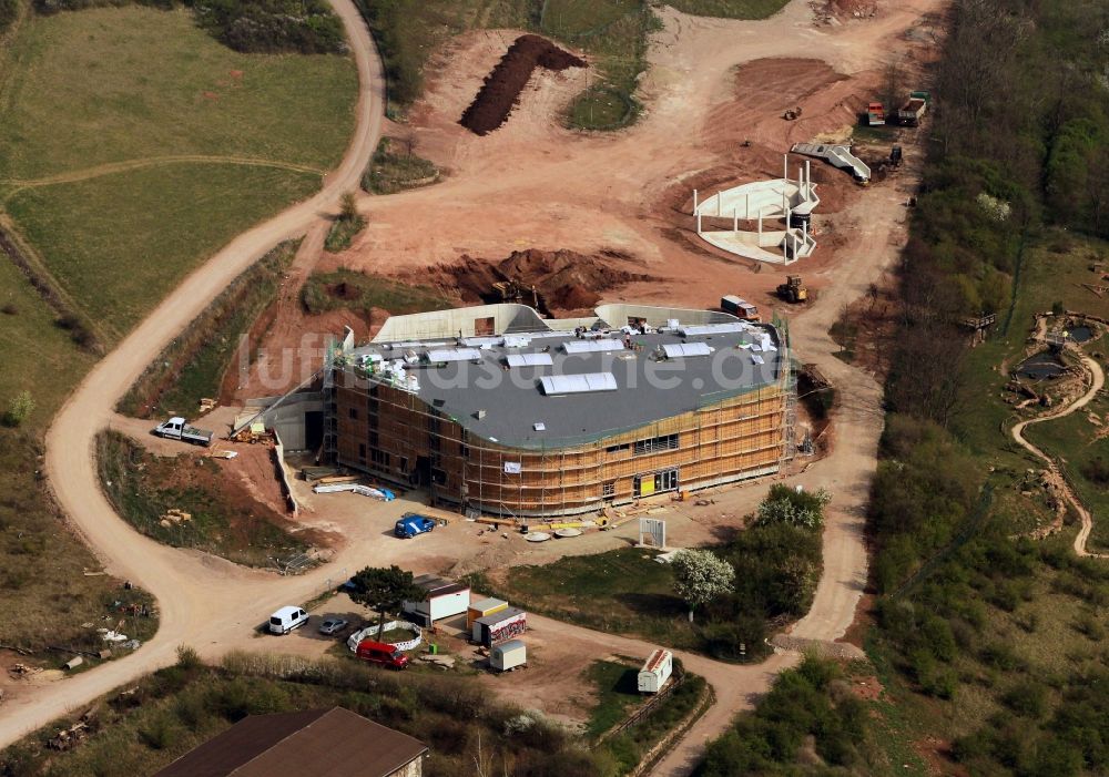 Erfurt von oben - Neubau im Thüringer Zoopark in Erfurt im Bundesland Thüringen