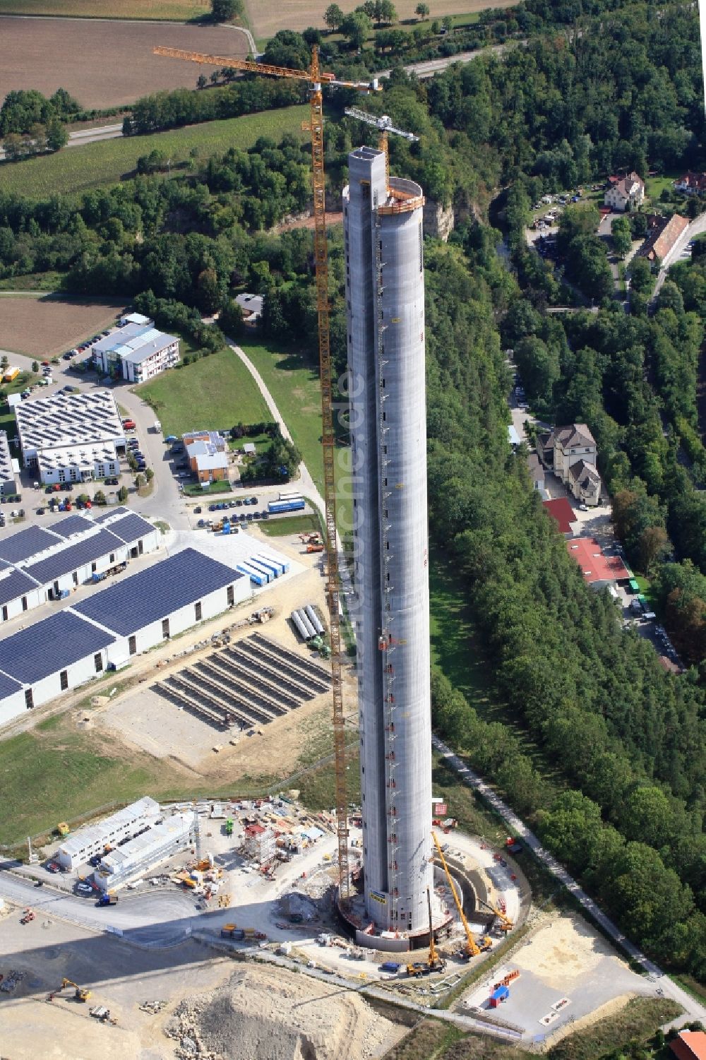 Luftbild Rottweil - Neubau des ThyssenKrupp Aufzugstestturm in Rottweil im Bundesland Baden-Württemberg