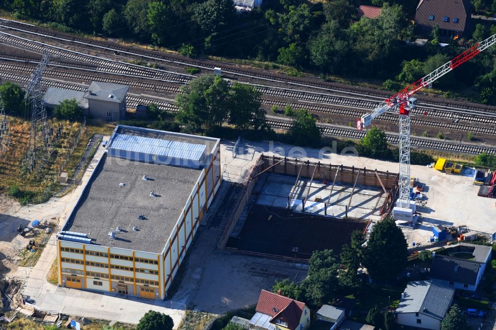 Luftbild Berlin - Neubau des Umspannwerkes der Stromnetz Berlin GmbH im Ortsteil Marzahn-Hellersdorf in Berlin, Deutschland