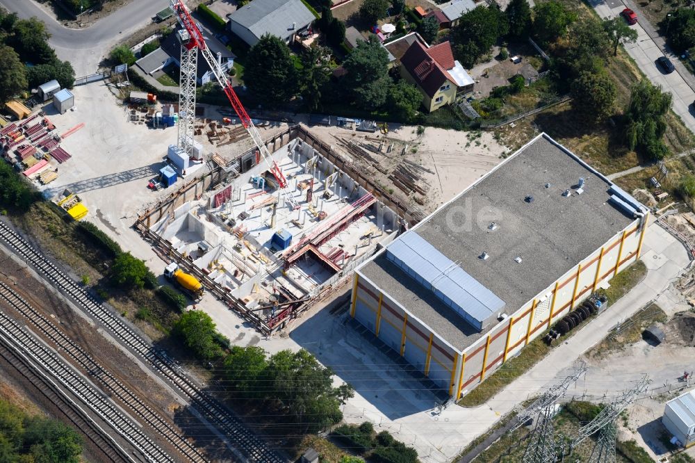 Berlin aus der Vogelperspektive: Neubau des Umspannwerkes der Stromnetz Berlin GmbH im Ortsteil Marzahn-Hellersdorf in Berlin, Deutschland