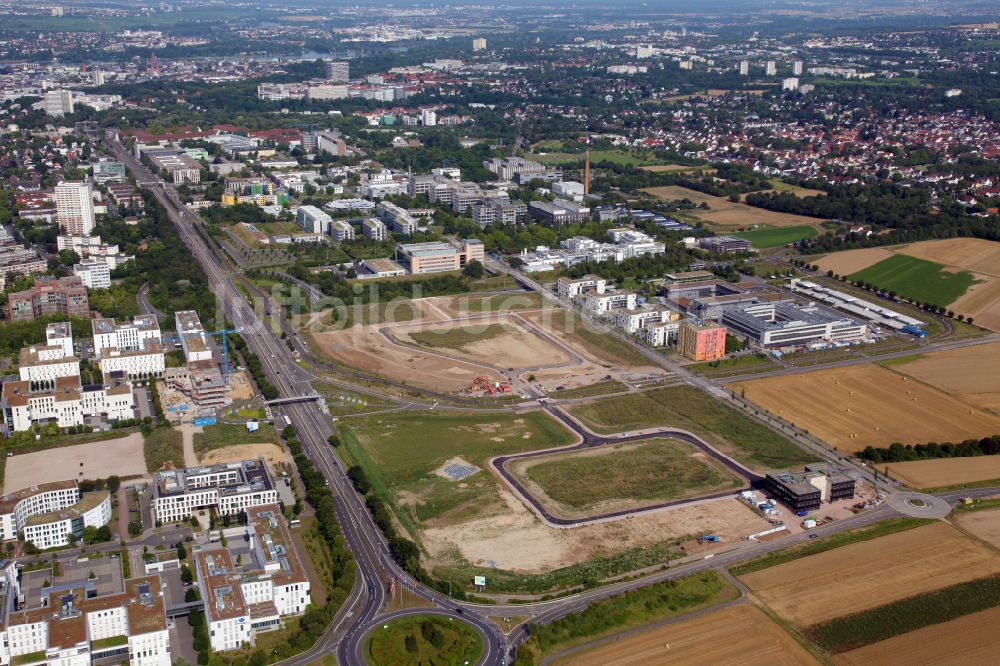 Mainz aus der Vogelperspektive: Neubau im Universitäts- Bereich der Universität Johannes Gutenberg in Mainz im Bundesland Rheinland-Pfalz, Deutschland