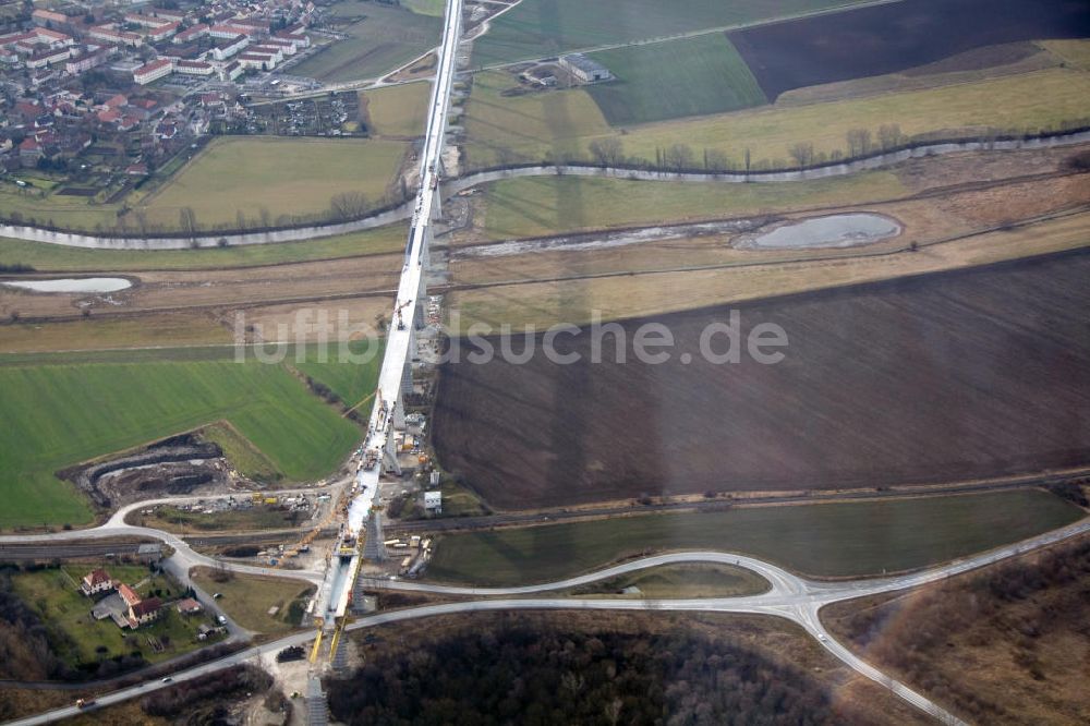 Luftbild Karsdorf - Neubau der Unstruttalbrücke bei Karsdorf in Sachsen-Anhalt