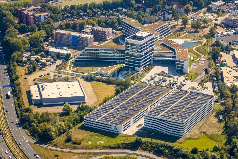 Essen aus der Vogelperspektive: Neubau des Unternehmens- Verwaltungsgebäude ALDI-Nord Campus in Essen im Bundesland Nordrhein-Westfalen, Deutschland