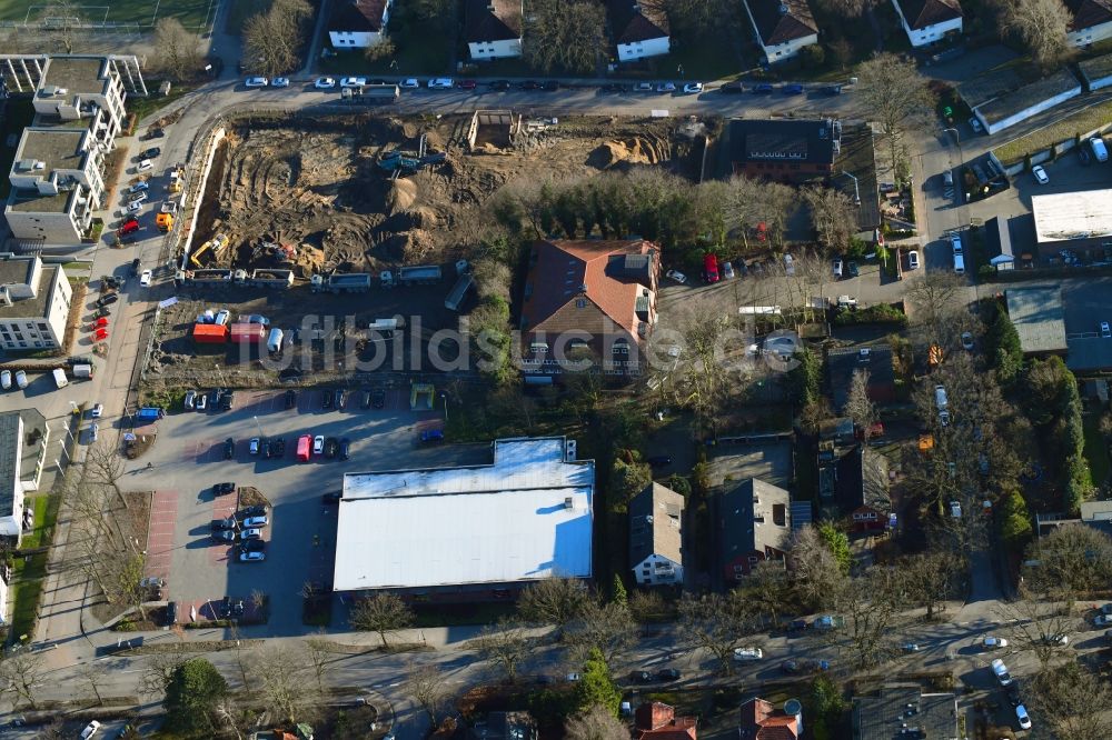 Hamburg von oben - Neubau des Unternehmens-Verwaltungsgebäude der Ppw Polyplan Werkzeuge GmbH im Ortsteil Schnelsen in Hamburg, Deutschland